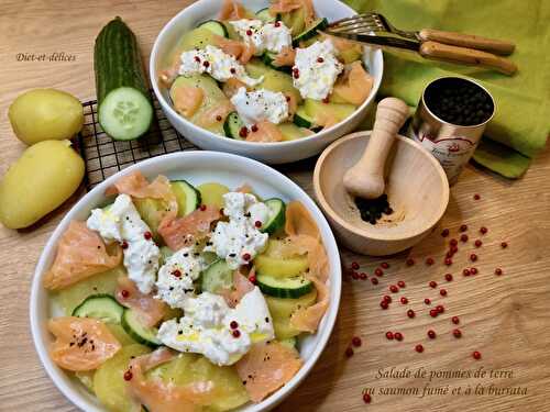 Salade de pommes de terre au saumon fumé et à la burrata