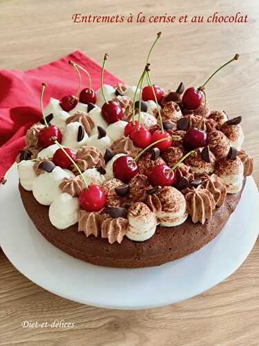 Entremets à la cerise et au chocolat