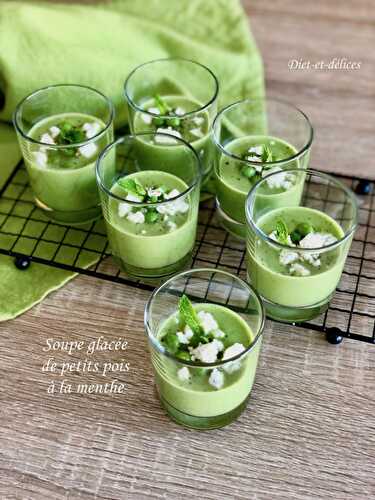 Soupe glacée de petits pois à la menthe