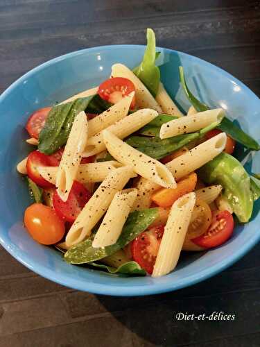 Salade de penne aux oreilles de cochons (aster maritime)