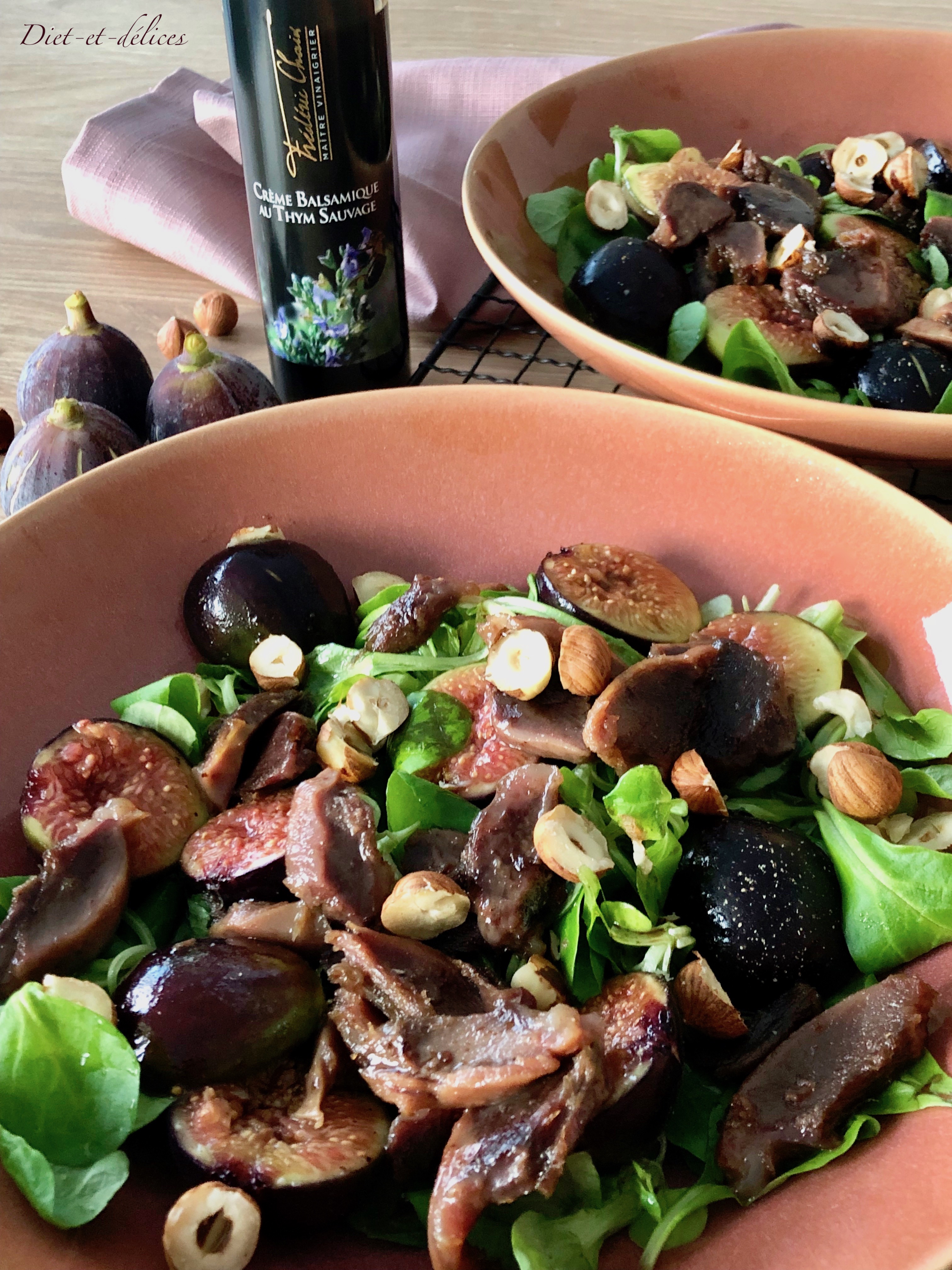 Salade de gésiers de canard confits aux figues fraîches rôties