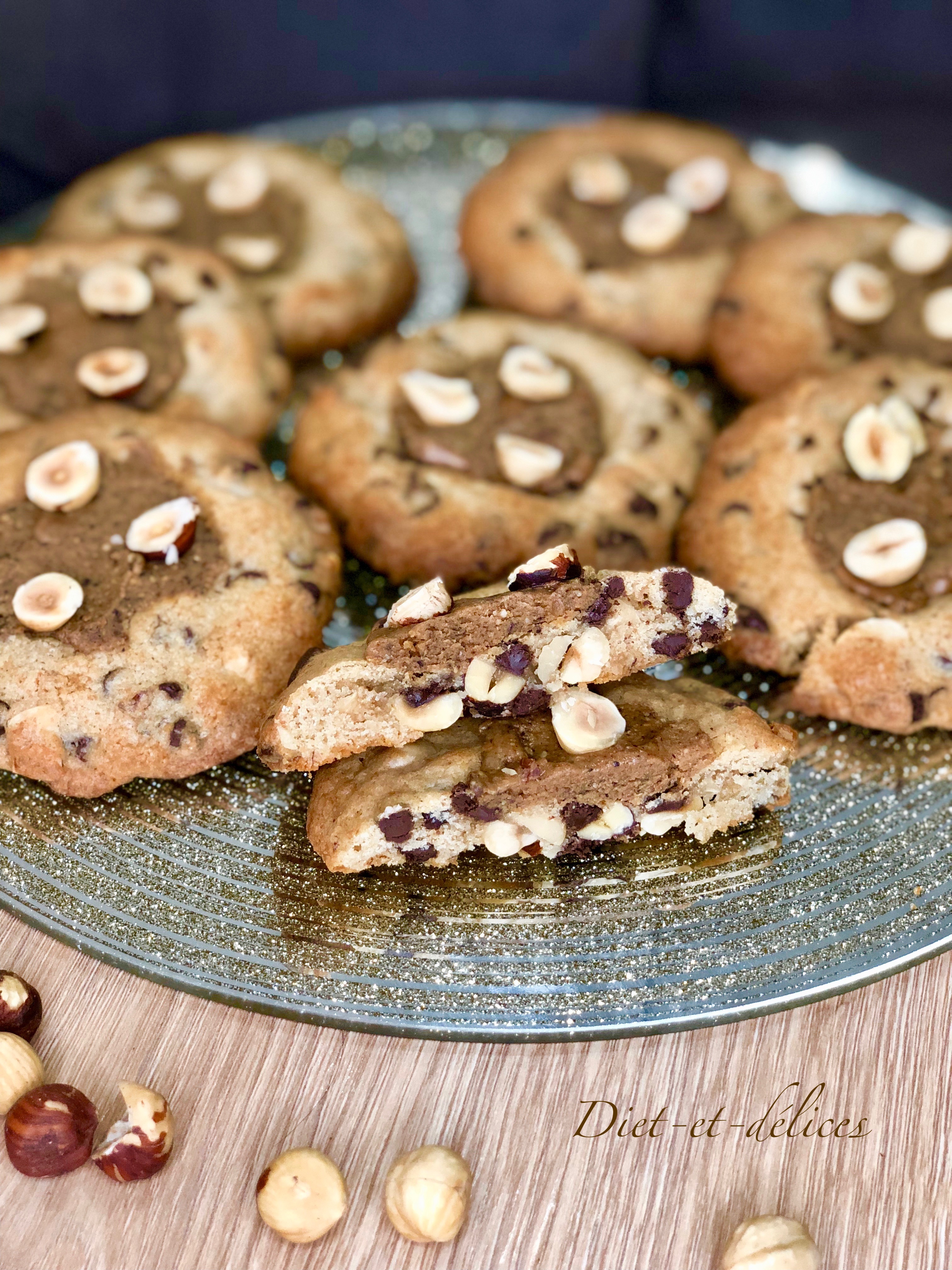 Cookies aux noisettes, praliné et pépites de chocolat