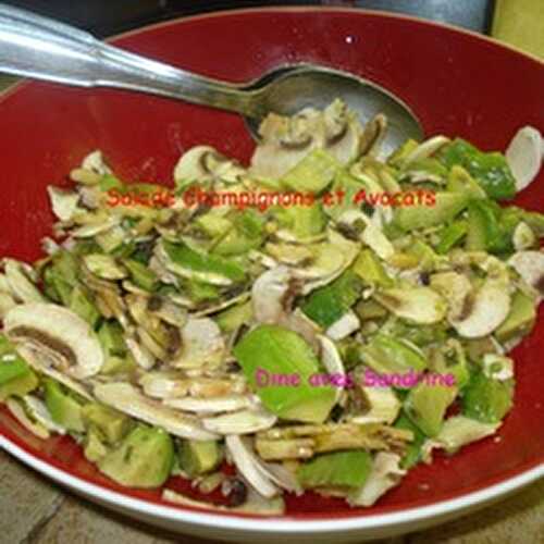 Une Salade de Champignons et Avocats