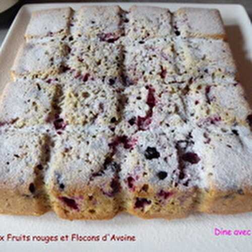 Un Gâteau aux Fruits rouges et Flocons d'Avoine