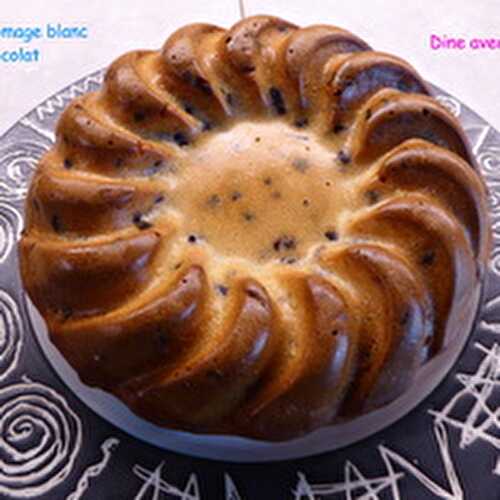 Un Cake  au Fromage blanc et Chocolat