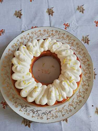 Le Baba au "mètre" et sa crème chantilly à la citronnelle