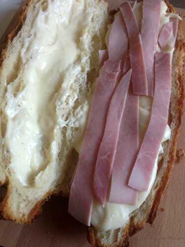 Galette au beurre de Normandie façon croissant au jambon