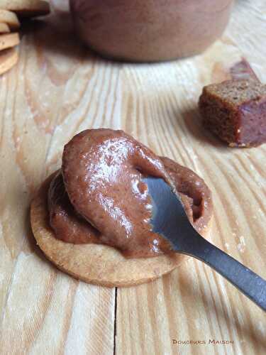 Pâte à Tartiner au Pain d’Épices Chocolat Blanc