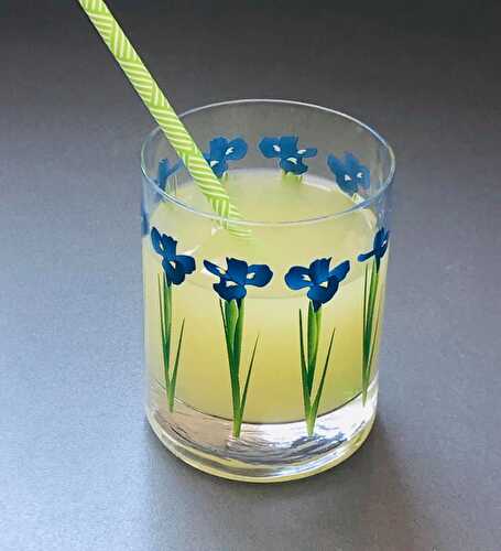 Limonade à la rhubarbe