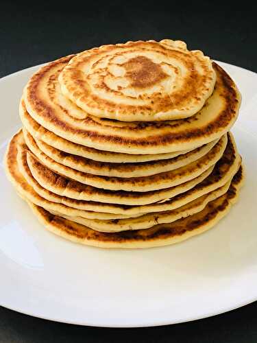 Pancakes légers au yaourt grec - Doulou Cooky