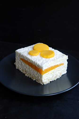 Entremets noix de coco-mangue