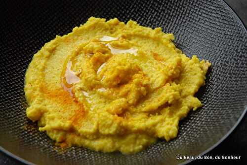 Houmous au curcuma