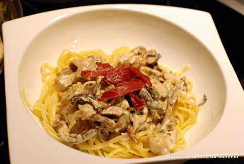 Linguine aux champignons des bois et magret fumé