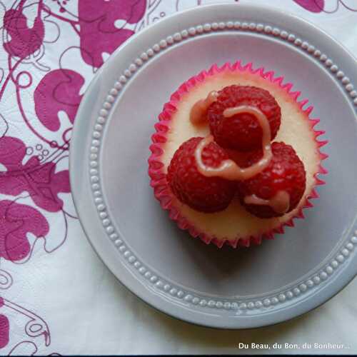 Mini-cheesecakes caramel et framboises