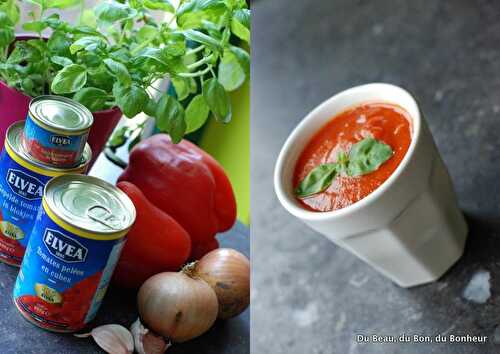 Soupe de tomates aux poivrons rouges