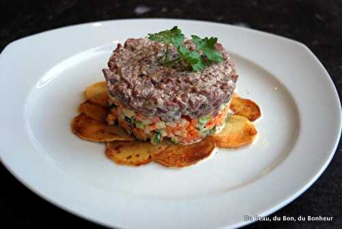 Tartare de magret de canard sur tartare de carottes et courgette