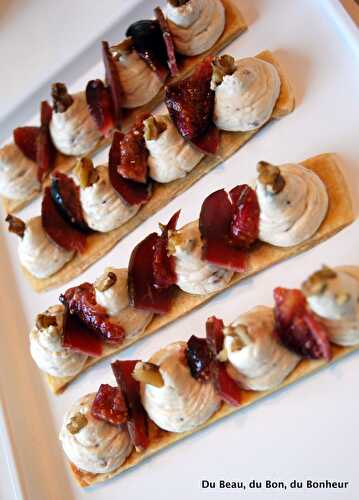 Tarte fine au canard et chantilly au Boursin Figues et Noix