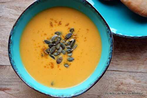 Velouté de potiron au lait de coco et curry