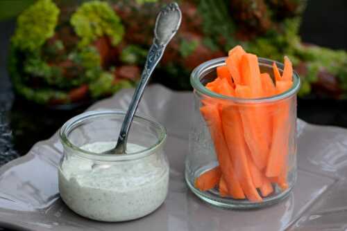 « Dips » de crème aillée à la plante fromage