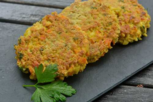 Galettes épicées aux flocons d’avoines, carottes et céleri rave