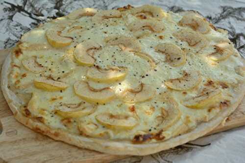 Pizza au Maroilles et à la pomme