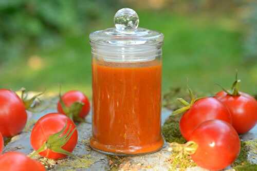 Sauce tomate (pour la conservation)