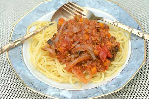 Spaghettis sauce "bolognaise" végétalienne - Du foin dans mon assiette