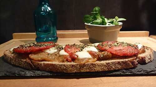 Tartines du soir aubergines et chorizo