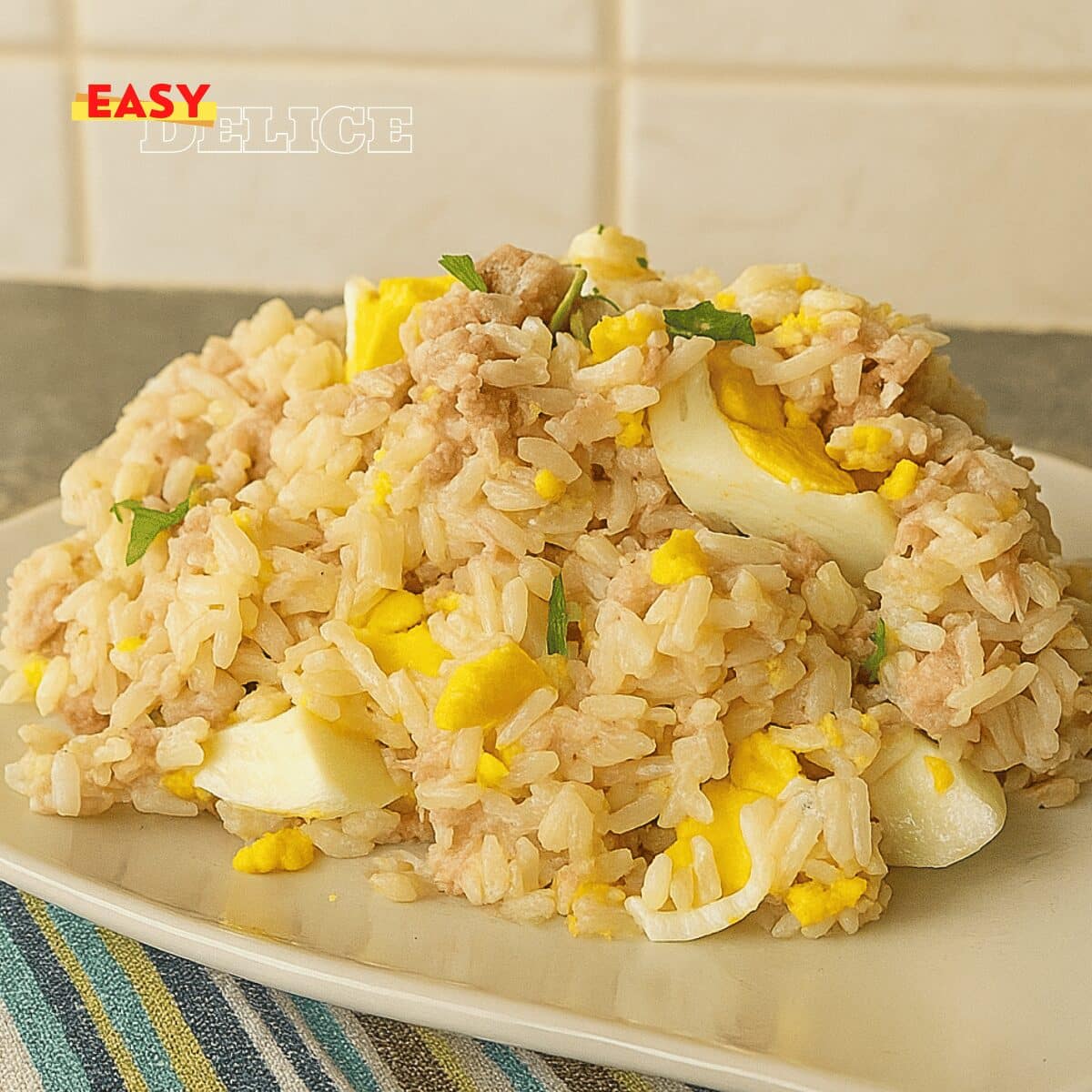 Salade de Riz au Thon et aux Œufs