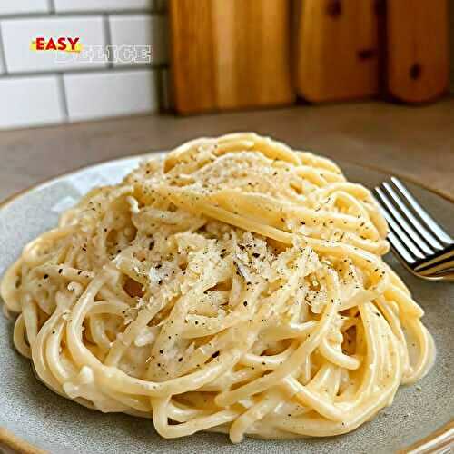 Pâtes à la Crème et au Parmesan : Recette Facile et Crémeuse