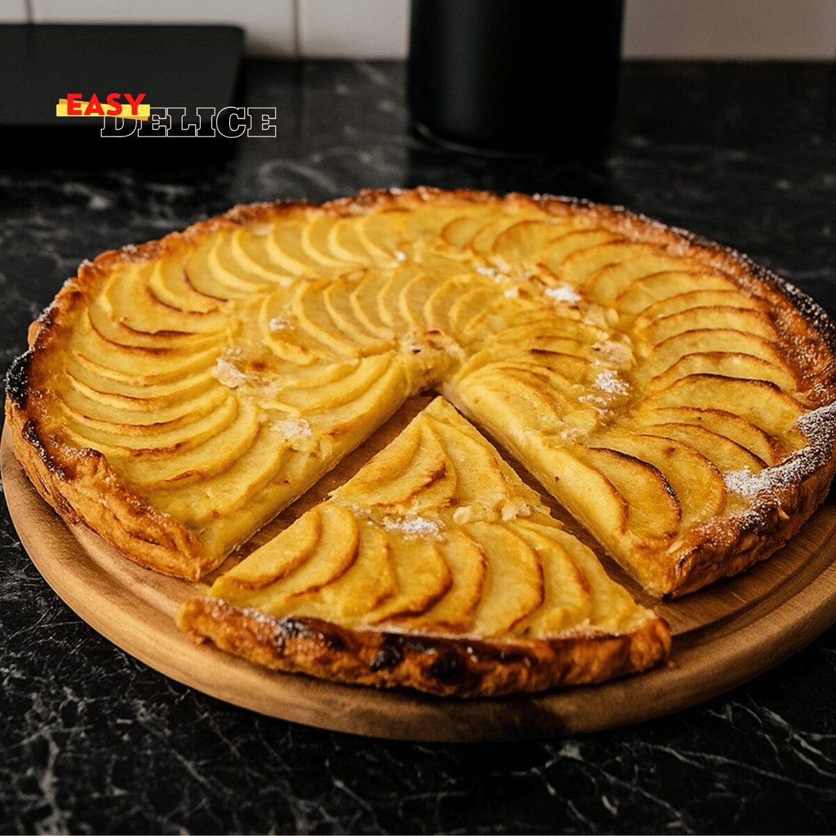 TARTE FEUILLETÉE POMMES & AMANDES – CROUSTILLANTE & FONDANTE