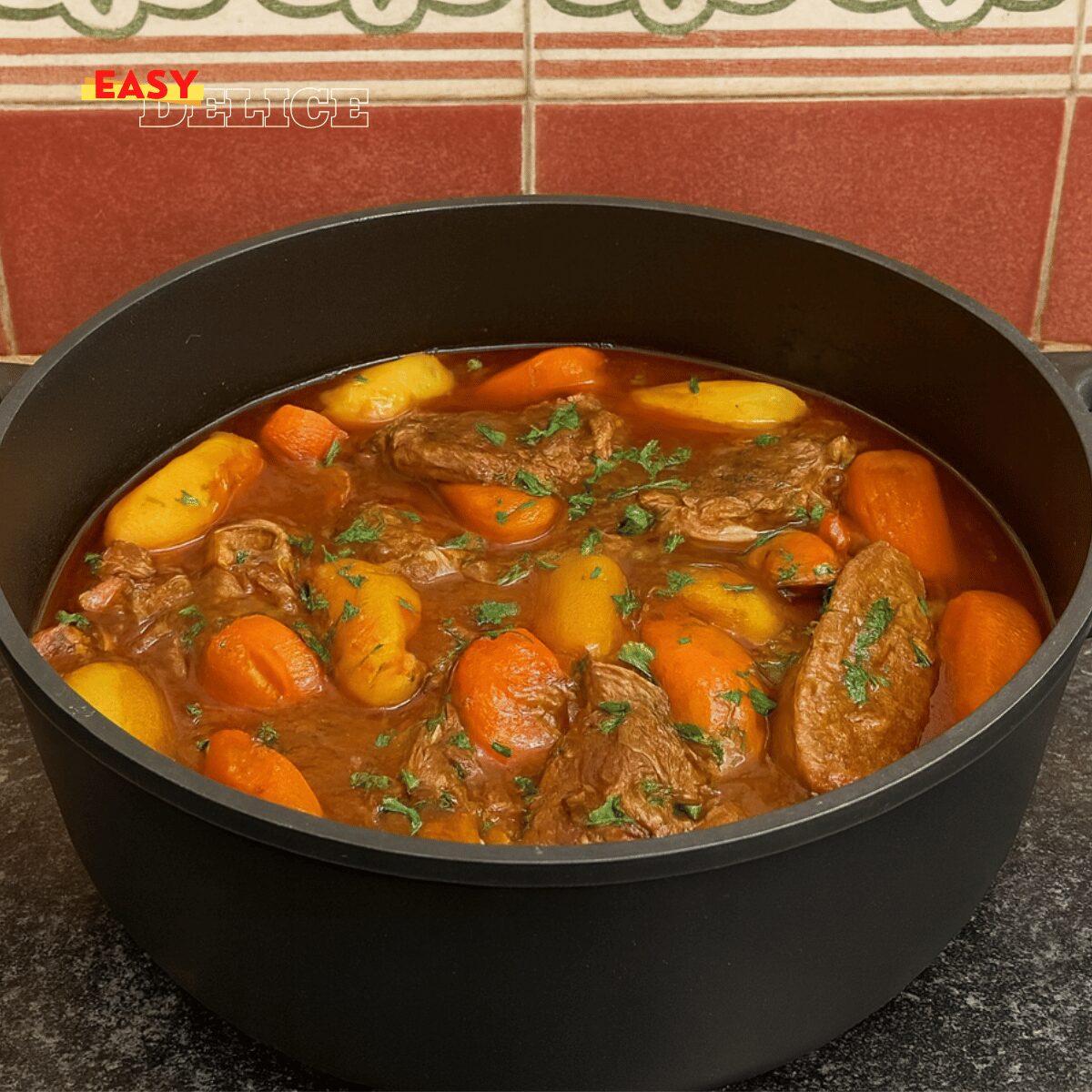 Bœuf Goulash en Sauce – Recette Facile et Savoureuse