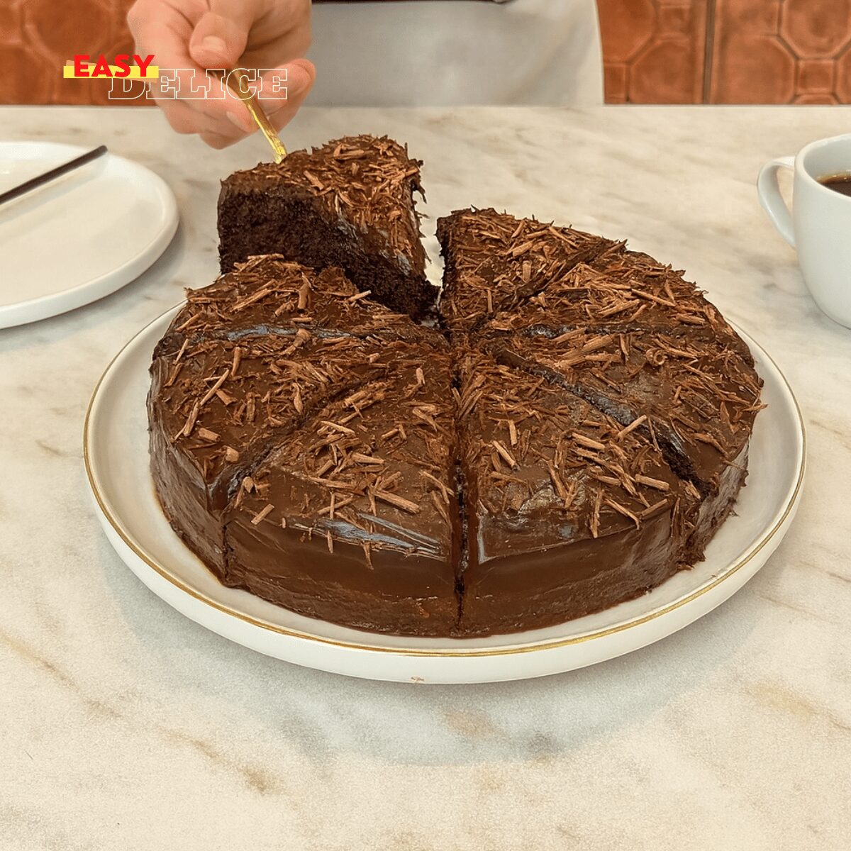 Gâteau Chocolat & Café – Ultra fondant (moule 22 cm)