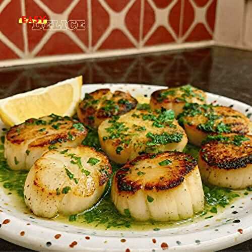 Noix de Saint-Jacques Poêlées au Beurre Persillé