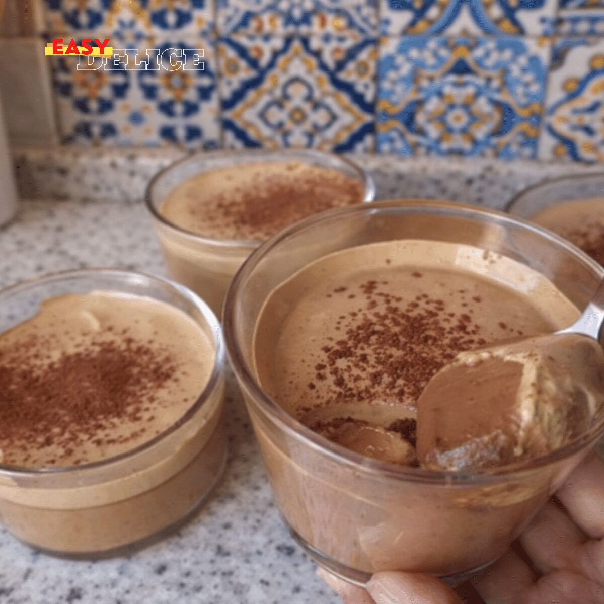 Si Vous Avez du Lait et du Nescafé : Préparez ce Dessert Crémeux Incroyable