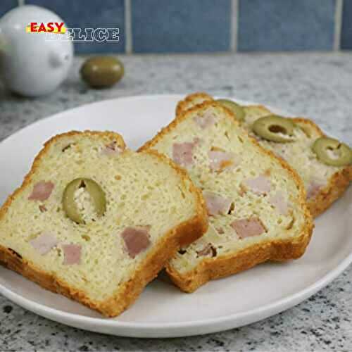 Cake aux Olives et Lardons : La Recette Moelleuse et Gourmande Inratable pour l’Apéro ou le Pique-Nique