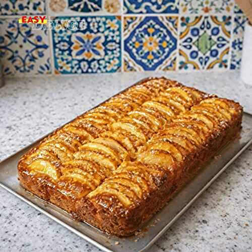 Gâteau Fondant aux Pommes Caramélisées Façon Chef