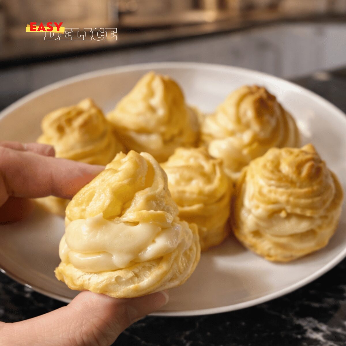 Pâte à Choux INRATABLE à la Main (Sans Batteur – Résultat Parfait)