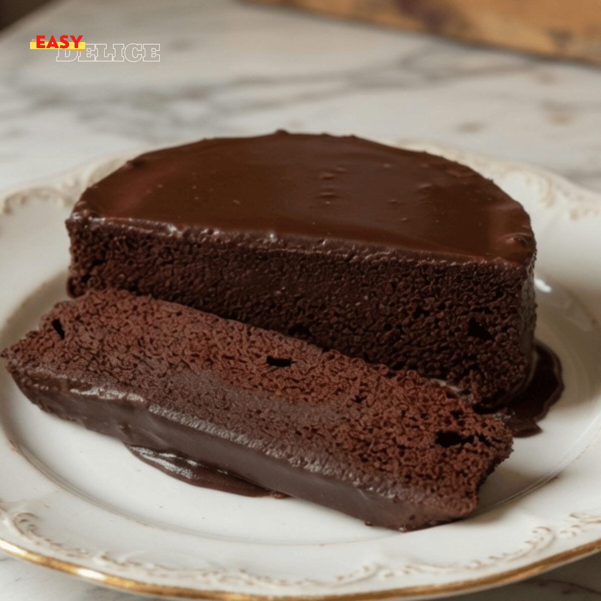 Gâteau au Chocolat en 5 Minutes (Sans Sucre, Sans Farine & Ultra Fondant)