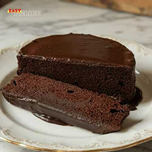 Gâteau au Chocolat en 5 Minutes (Sans Sucre, Sans Farine & Ultra Fondant)