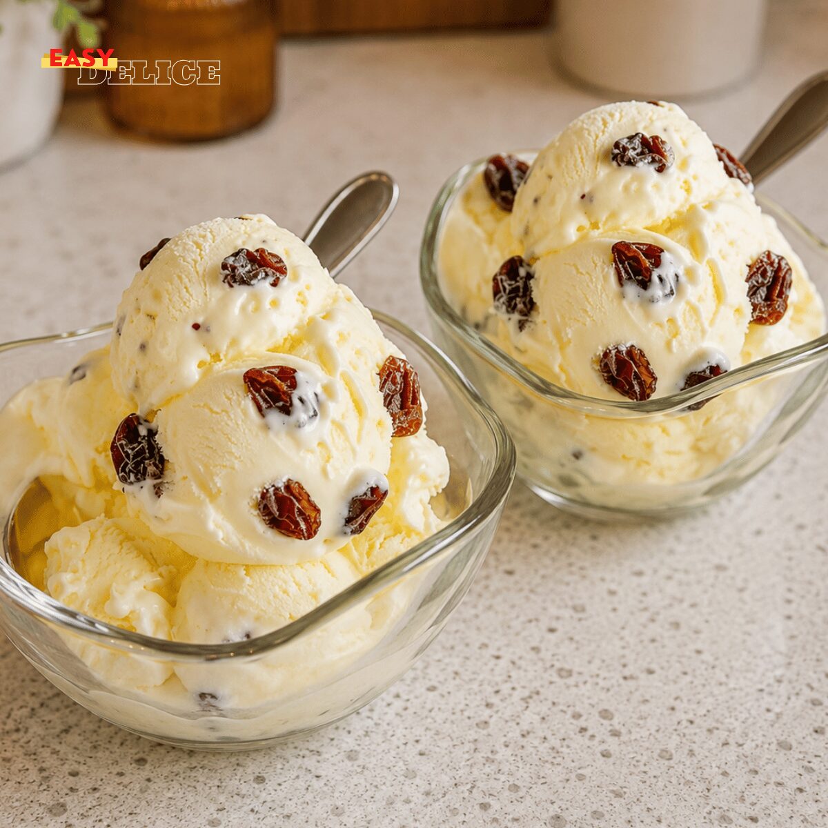 Glace Rhum Raisin Maison (Ultra Crémeuse & Gourmande)