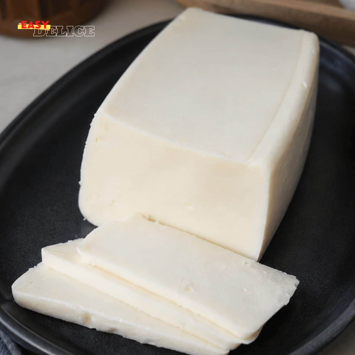 Mozzarella Maison (2 Ingrédients, Prête en 30 Minutes)