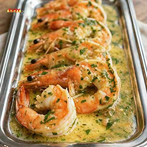 Crevettes à l’Ail, Beurre & Sauce Crémeuse au Vin Blanc