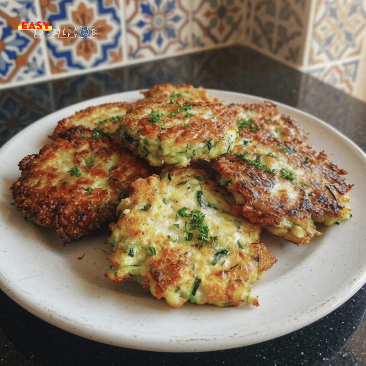 Galettes de Courgettes Ultra Croustillantes au Parmesan — Dorées, Fondantes et Façon Chef !