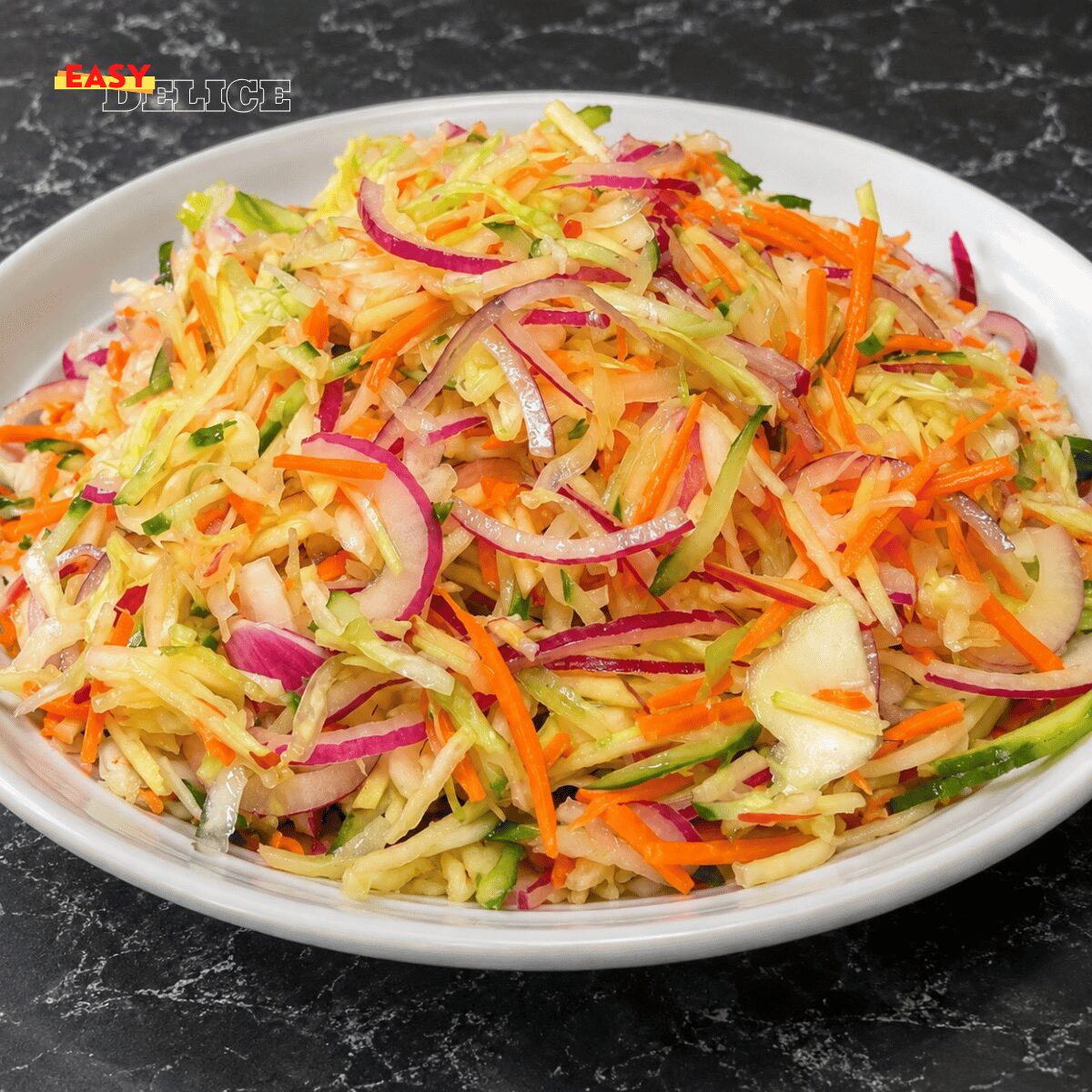 Salade Croquante au Chou et à la Pomme — Fraîche, Légère et Pleine de Saveurs !