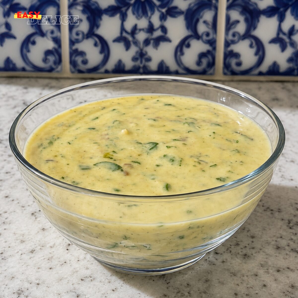 Sauce Légère pour Salade — Crémeuse, Fraîche & Facile en 5 Minutes !