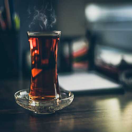 Comment est réalisé le thé sombre et fermenté ?