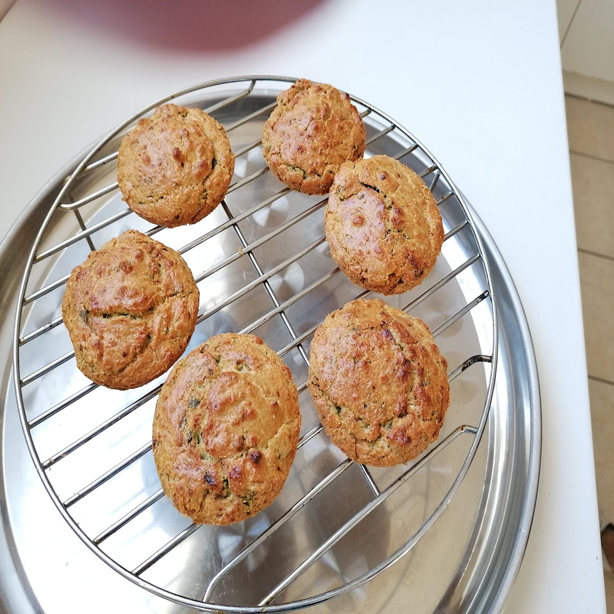 Financier salé pesto sans pignon de pin