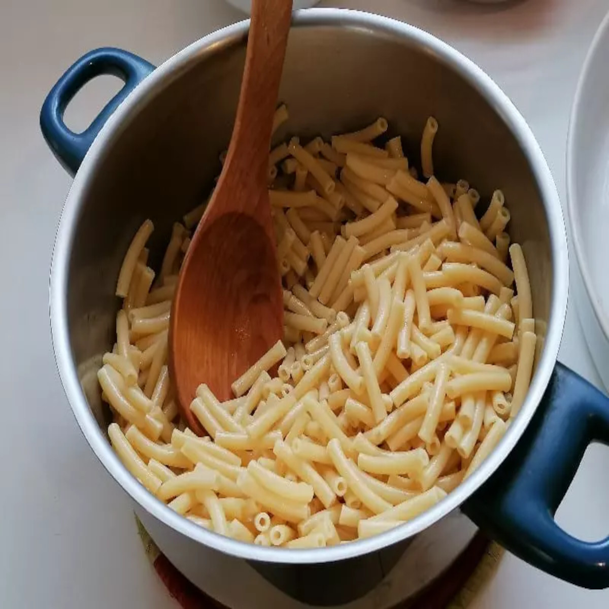 Pâtes fraîches maison sans machine : la recette pour débutants