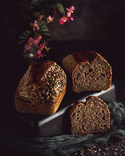 Pain aux graines et au levain